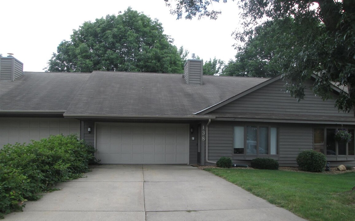 138 Sargent Dr in Red Wing, MN - Building Photo