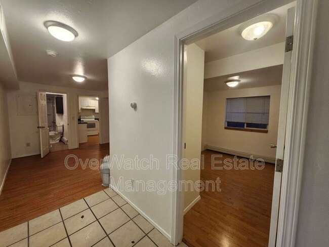 5303 Eielson St in Anchorage, AK - Building Photo - Building Photo