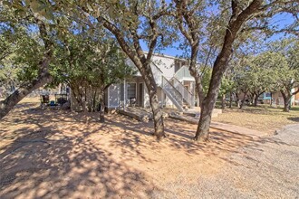 401 Hedgewood Dr in Georgetown, TX - Building Photo - Building Photo