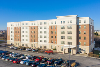 Residences at Fountain Square in Waukegan, IL - Building Photo - Building Photo