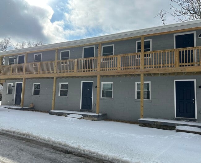 property at 402 Gunn St