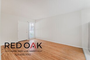 6655 Franklin Ave in Los Angeles, CA - Building Photo