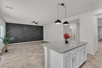 487 Via Renata in Henderson, NV - Building Photo - Building Photo