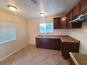 721 N Preston Dr in Calexico, CA - Building Photo - Building Photo