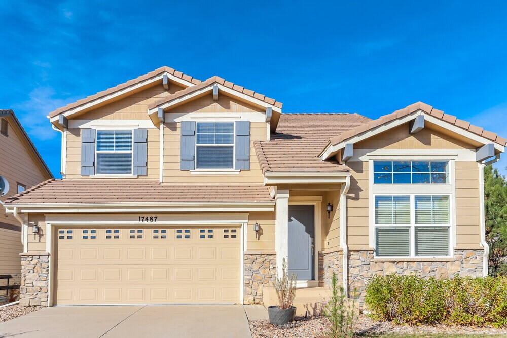 17487 E Fair Pl in Aurora, CO - Building Photo
