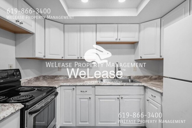 8038 Lemon Ave in La Mesa, CA - Building Photo - Building Photo