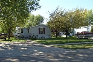 Grafton Mobile Home Park in Grafton, ND - Building Photo