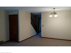 250 Summer St in Southington, CT - Building Photo - Building Photo