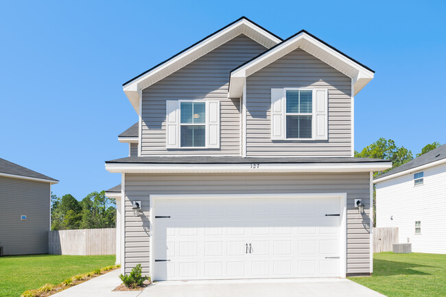 property at 135 Sugarberry Cir