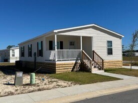 64 Red Drum Dr in Freeport, FL - Building Photo