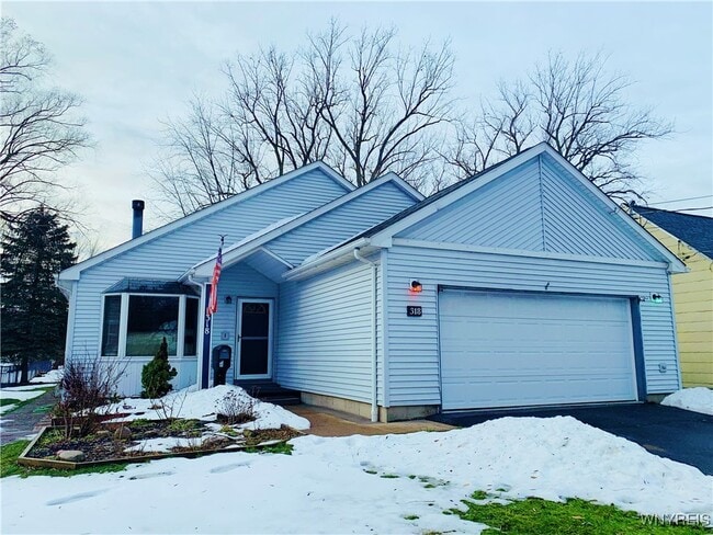 property at 318 Ivyhurst Rd N