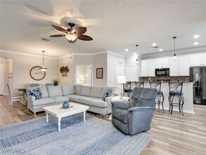 15100 Danios Dr in Bonita Springs, FL - Building Photo - Building Photo