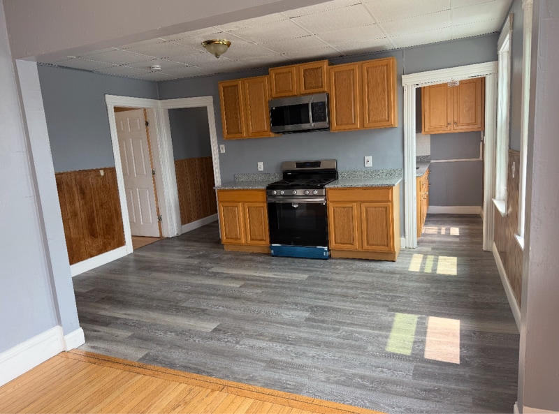 157 Vernon St in Worcester, MA - Building Photo