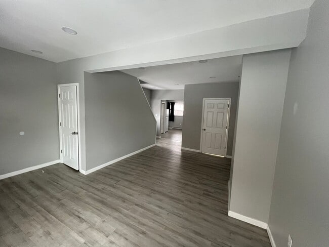 344 Pear St in Scranton, PA - Building Photo - Building Photo