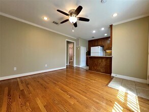 4719 Clay St in Houston, TX - Building Photo - Building Photo