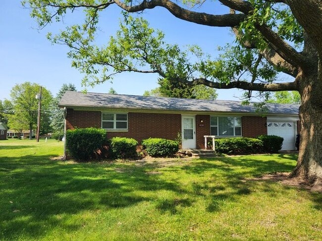 4150 E 73rd 1/2 Ave in North Terre Haute, IN - Building Photo - Building Photo