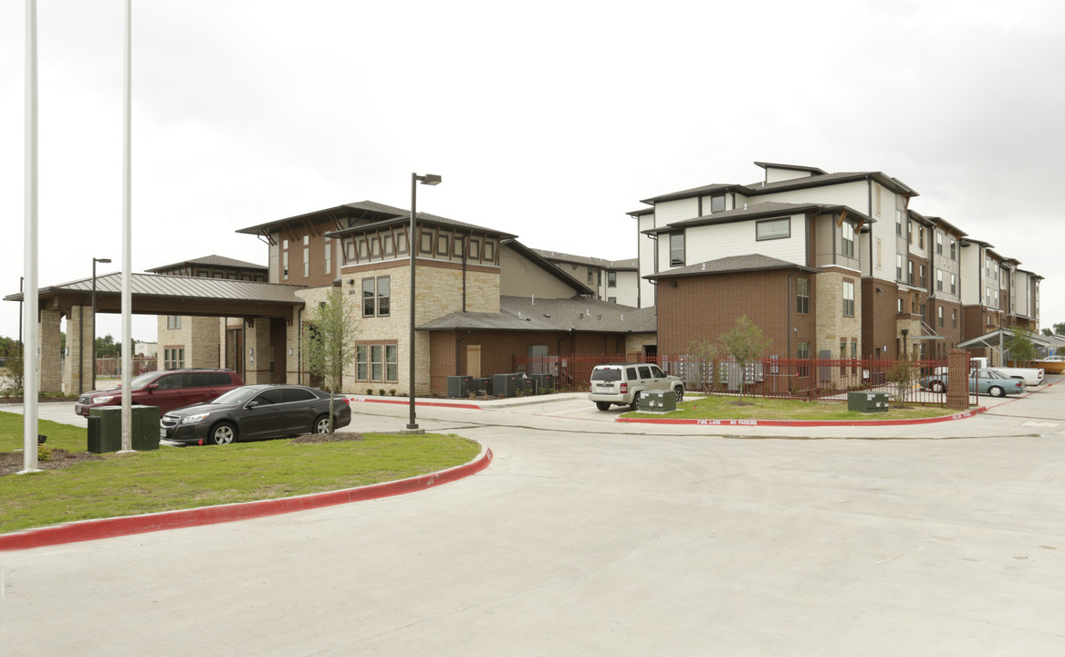 Evergreen Rowlett in Rowlett, TX - Building Photo