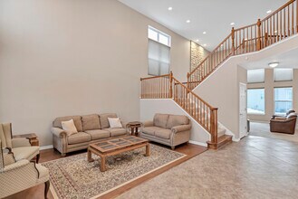 426 Kingfisher Rd in Bartlett, IL - Building Photo - Building Photo