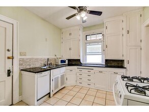 3331 Emerson Ave S in Minneapolis, MN - Building Photo - Building Photo