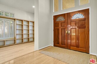 2605 Country Ln in Westlake Village, CA - Building Photo - Building Photo