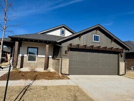 3201 Mt Nebo Dr in Yukon, OK - Building Photo