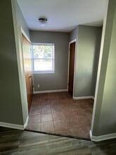803 W Mill St, Unit Apt A in Bremen, IN - Building Photo - Building Photo