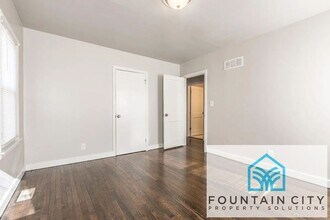 3901 N Spruce Ave in Kansas City, MO - Building Photo - Building Photo