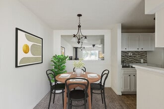 Overlook Apartments in Greenville, SC - Building Photo - Building Photo