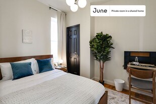 Private bedroom in 4 bed/3.5 bath Home in Washington, DC - Building Photo