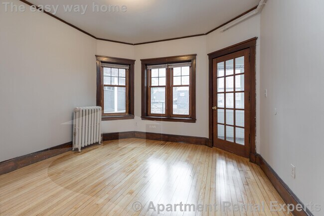 5 Linnaean St in Cambridge, MA - Foto de edificio - Building Photo