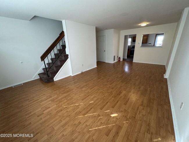 156 Primrose Ln in Brick, NJ - Building Photo - Building Photo