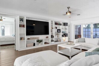 2233 SE 15th St in Pompano Beach, FL - Building Photo - Building Photo