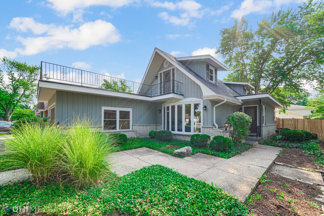 140 N Edgewood Ave in La Grange, IL - Building Photo