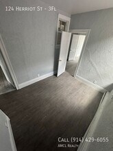 124 Herriot St in Yonkers, NY - Building Photo - Building Photo