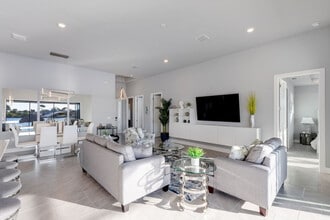 1720 Burnt Store Rd N, Unit ID1390884P in Cape Coral, FL - Foto de edificio - Building Photo