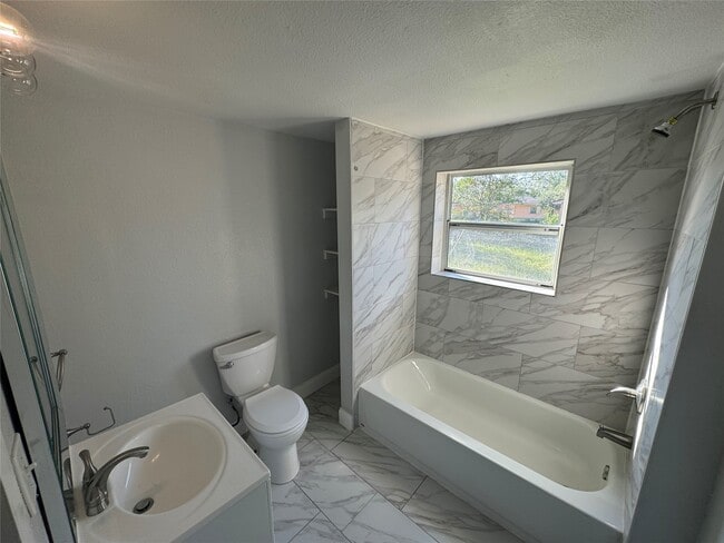 property at 512 Rice St