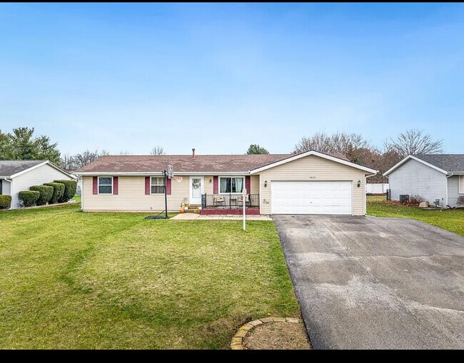 property at 14135 De la Tour Dr