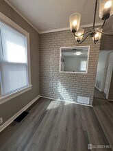 28 Bird Ave in Woodbridge Township, NJ - Building Photo - Building Photo