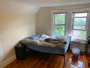 1081 Broadway, Unit 1 in Somerville, MA - Building Photo - Building Photo