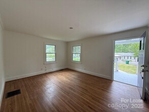 1716 Dallas Ave in Charlotte, NC - Building Photo - Building Photo