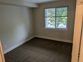 520 SE Columbia River Dr, Unit 220 in Vancouver, WA - Building Photo - Building Photo