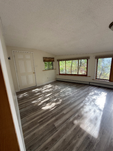 2052 Apple Valley Rd in Lyons, CO - Building Photo - Building Photo