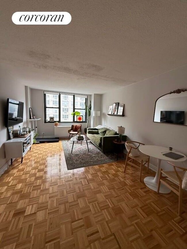 155 E 29th St in New York, NY - Foto de edificio - Building Photo