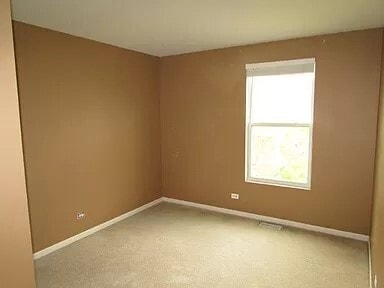 548 Conservatory Ln in Aurora, IL - Building Photo - Building Photo