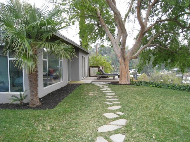 property at 4608 Nob Hill Dr