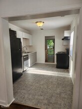 2577 Eastwood Dr in Decatur, GA - Building Photo - Building Photo