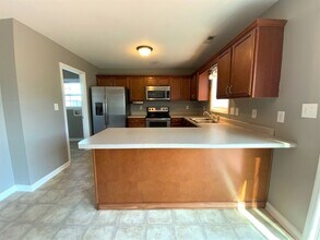 302 Mann St in Hubert, NC - Building Photo - Building Photo