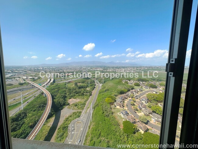 1060 Kamehameha Hwy in Pearl City, HI - Building Photo - Building Photo