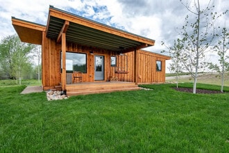 1085 Rainbow Loop in Driggs, ID - Building Photo - Building Photo