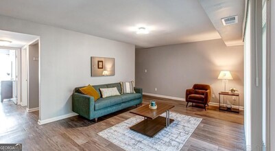 893 Gatehouse Dr-Unit -A in Decatur, GA - Building Photo - Building Photo